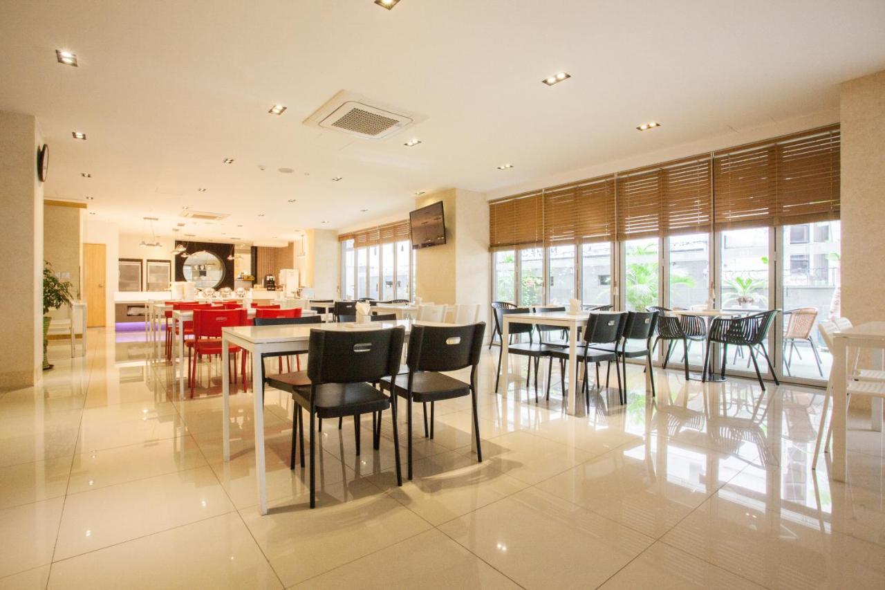 Suwon Reve Hotel Екстер'єр фото