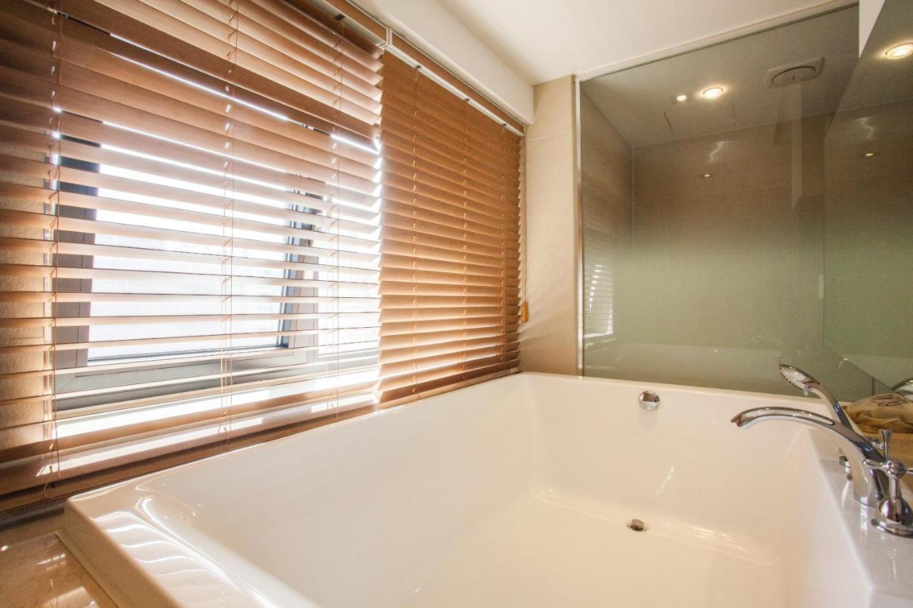 Suwon Reve Hotel Екстер'єр фото