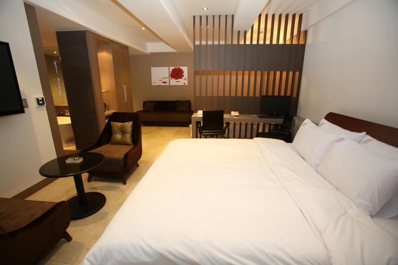 Suwon Reve Hotel Екстер'єр фото