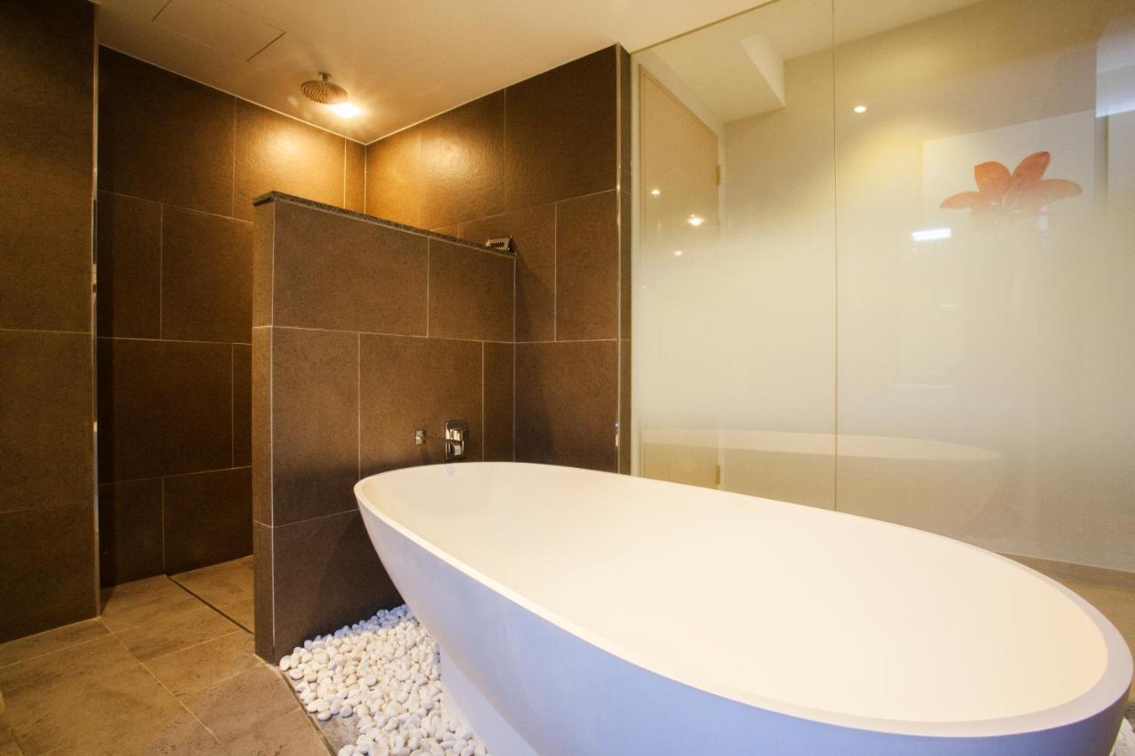 Suwon Reve Hotel Екстер'єр фото