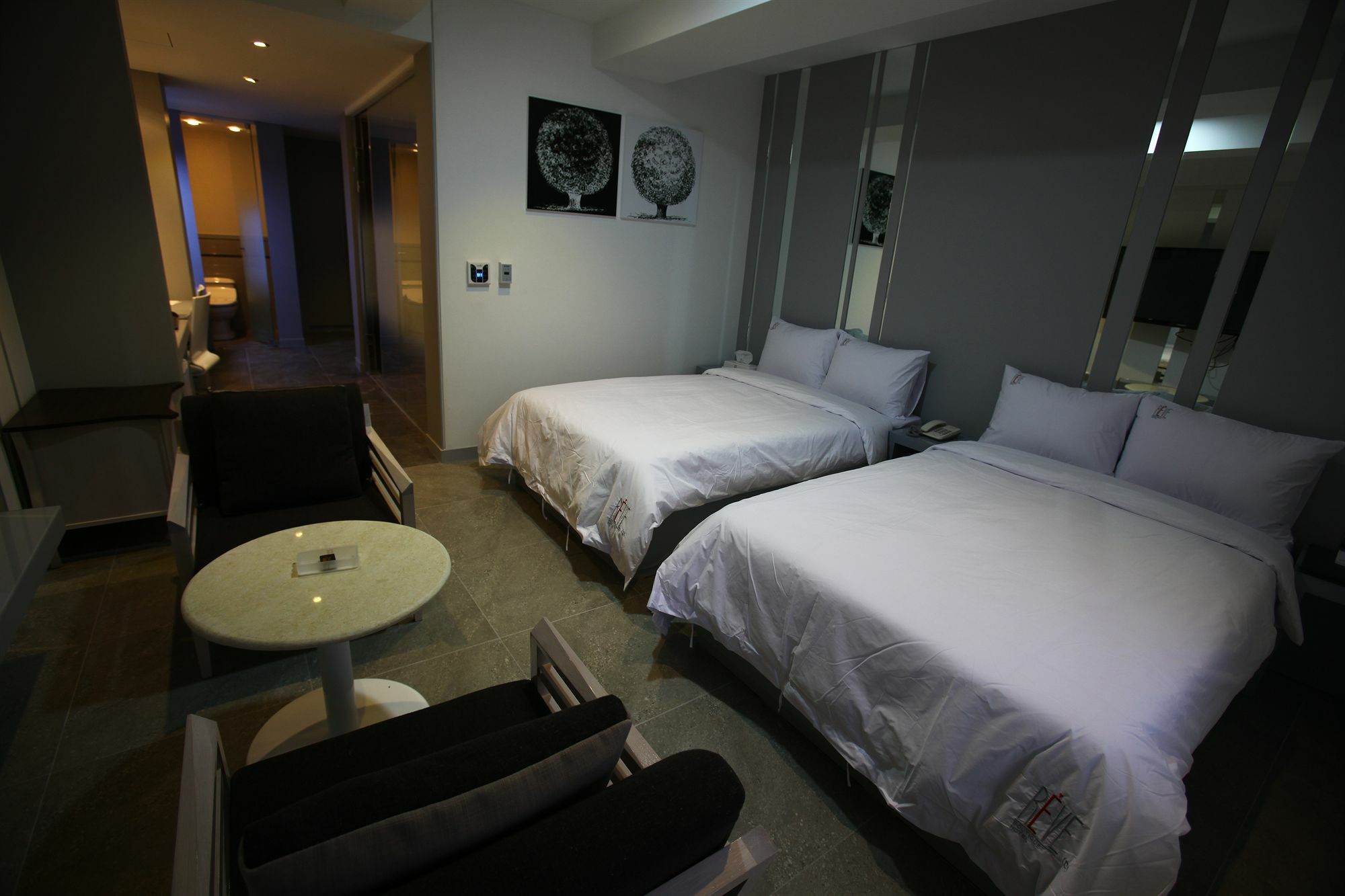 Suwon Reve Hotel Екстер'єр фото